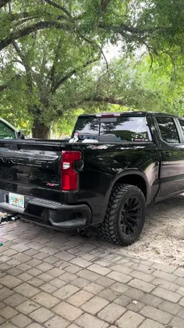 Hellcat o what? 🍼 #staytoxic #staytoxico #streettrucks #chevynation #duramax #chevytrucks #chevy #silverado #singlecabsociety #truckinaround #dUramaxdiesel #droppedtrucks #explore #reels #explorepage #dailytrucks #streettruck #fyp #fypシ #parati #reelsinstagram #trucksrslow #exploremore #baggedtrucks #trucknation #droppedrams #dieseltrucks #trucklife #trust #alwaysabilliondollarvideo