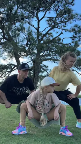 Who can do #better? Let’s do it! Dance with your kids! Show them how it must be !! #behappyandsmile @Beyoncé @Kalinbrothers @Kalinbrothers @Mikheev Family #eseniiamikheeva #mikheevaleksandr #fypシ #trend #marinamikheeva #mikheevdancefamily #magicvibes @Jennifer Hudson Show #endoftime @Florida Panthers 