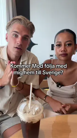 Kommer @nattamon_mod följa med mig till Sverige? #thaistyle #modthailand #timliljegren #rallycola 