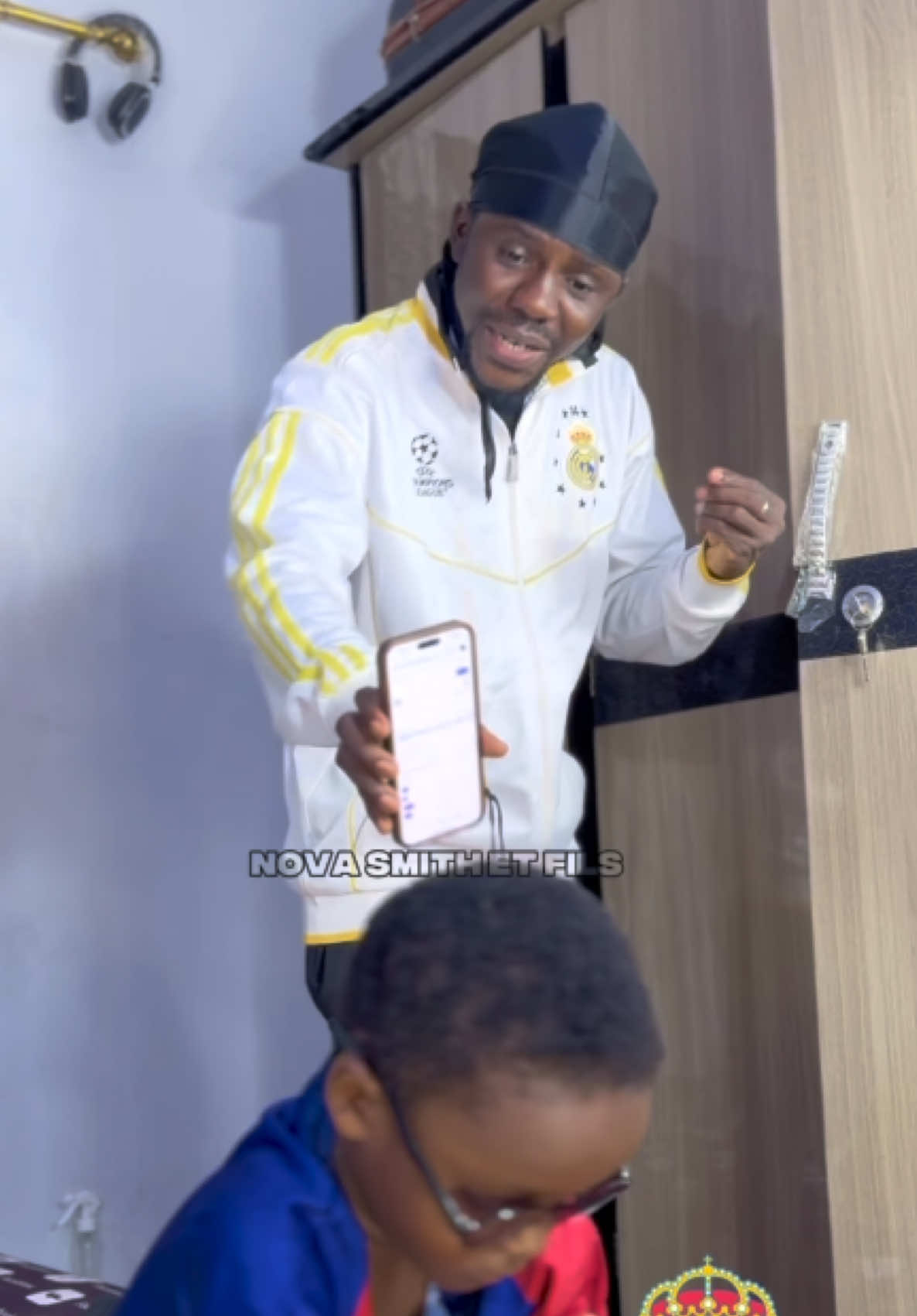 APRÈS LA VICTOIRE DE REAL MADRID 🤣🤣🤣🤣#Funny #funny #funnytiktok #🤣🤣🤣 #comedyvideo 
