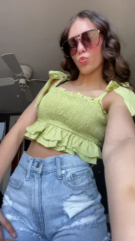 I wish it was summer!! #viral #fyp #bored #lipsync #Summer 