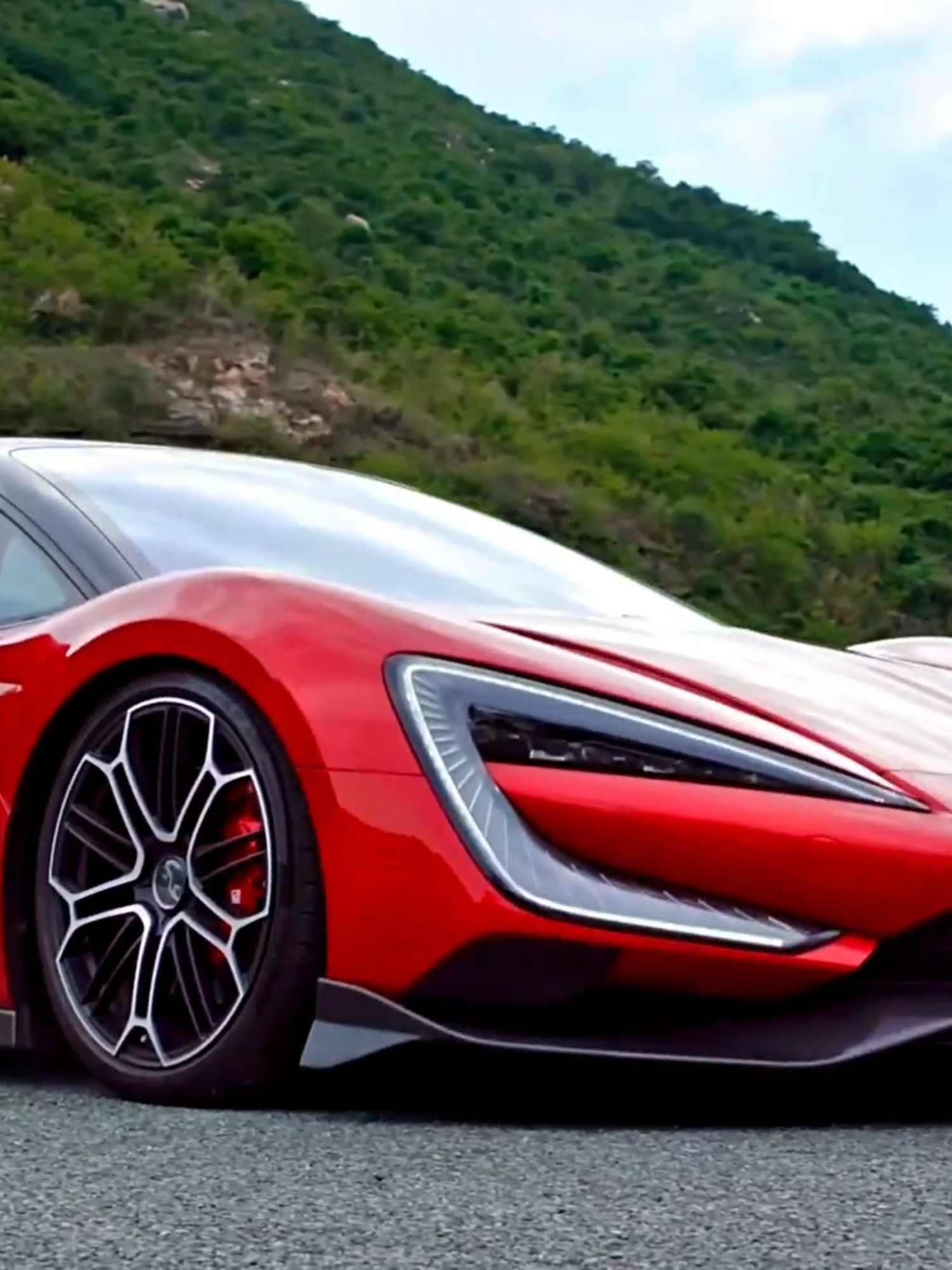 2025 BYD U9 Supercar | #bydcars #electricvehicles #bydelectric #electriccar #chinacar #sportscar #luxurycars #carstiktok #2025cars #newcar #2025trends #TikTokTrends