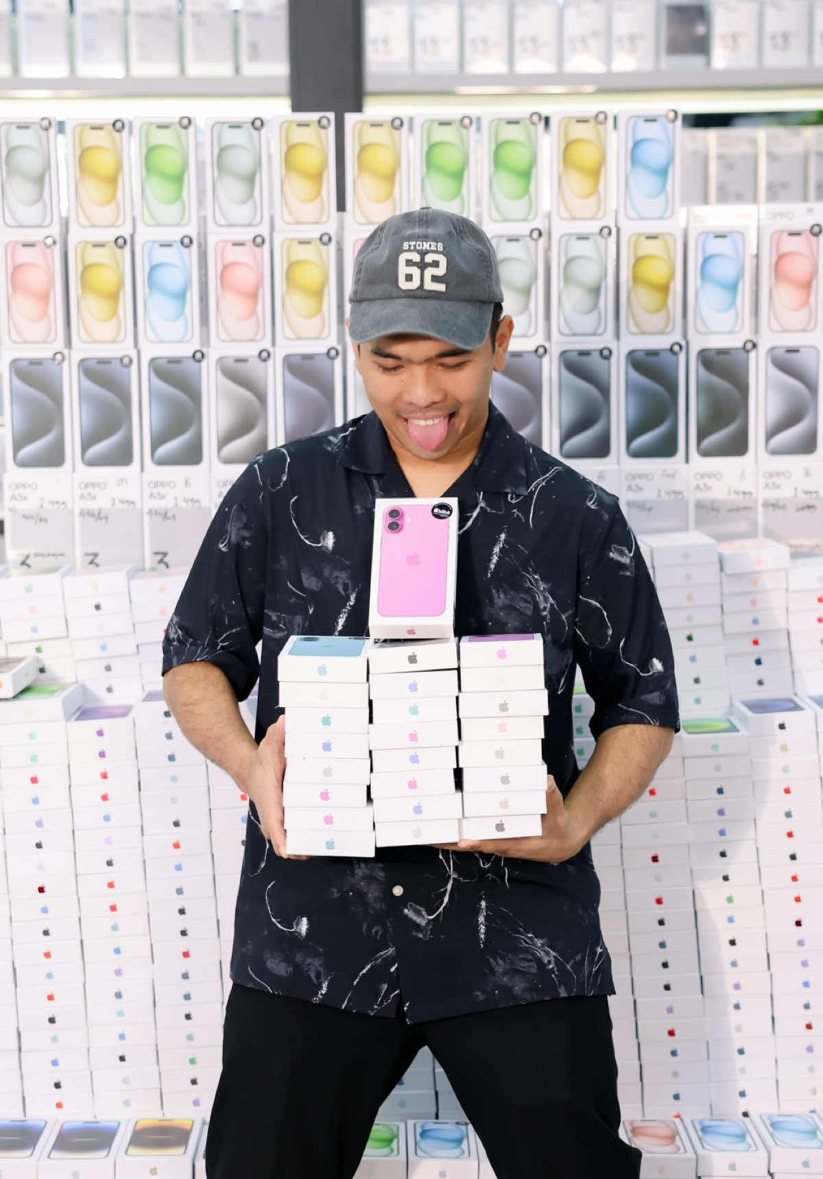 Mau iphone atau hp? #fyp #iphone #hp #foryou 
