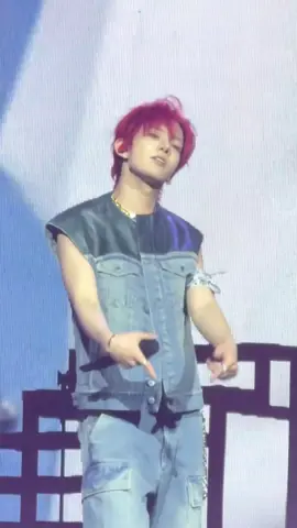 Não aguento tanta sedução  #heeseung #enhypen #heechella #coachellaheeseungfever #vaiprafy #coachella2025 #vaiprofy #viral #fyppp #