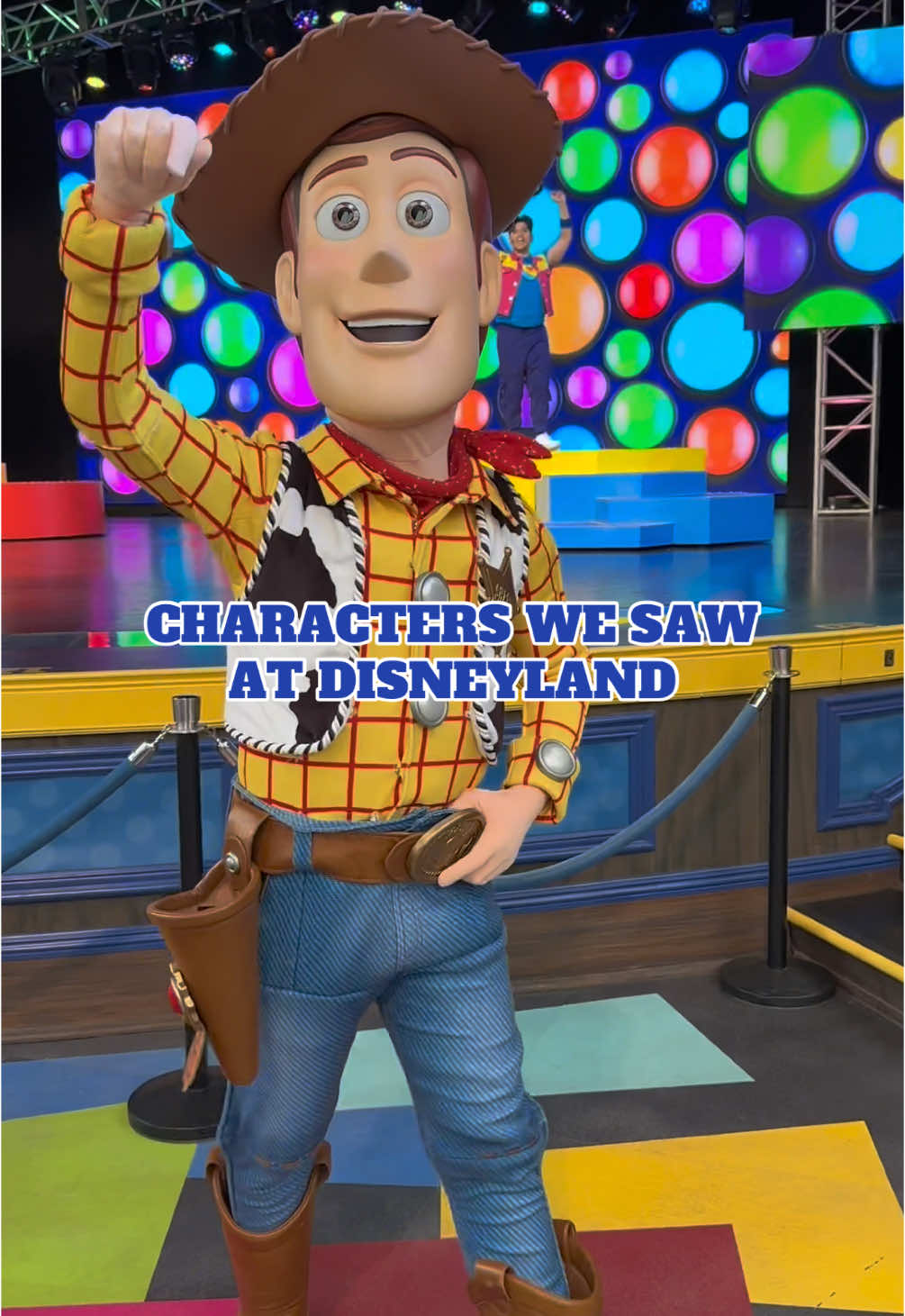 We saw so many characters at Disneyland🤩 #disneylandcharacters #disneycharacters #disneylandtrip #disneylandcalifornia 