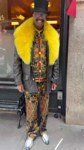 Found this true fashion music artist on the streets of NYC©️judijupiter2025