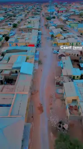 Ceelbuh.magaaladii gobanimada   runtii waa magaalo meel wayn igaga taala magaalo aan waqtigaygii ugu qurux badnaa kusoo qaatay magaalo markasta horomarkeeda jeclahay magaalo ay ku nool yihiin dad kuwaas kuwii ugu qiimaha badnaa aan barto ❤️#onthisday #laatiiniqays #ceelbuh 