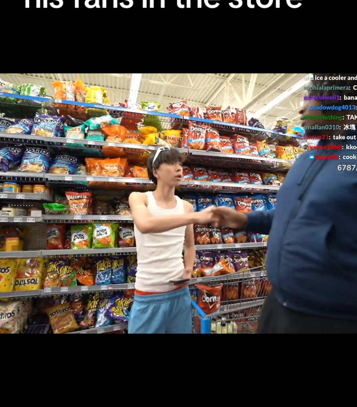 Ray starts roasting one of his fans in the store #kai #kaicenat #ray #raytheasainboy #rakai #clip #clips #twitch #twitchstreamer #fyp #foryoupage #fypシ #viral 