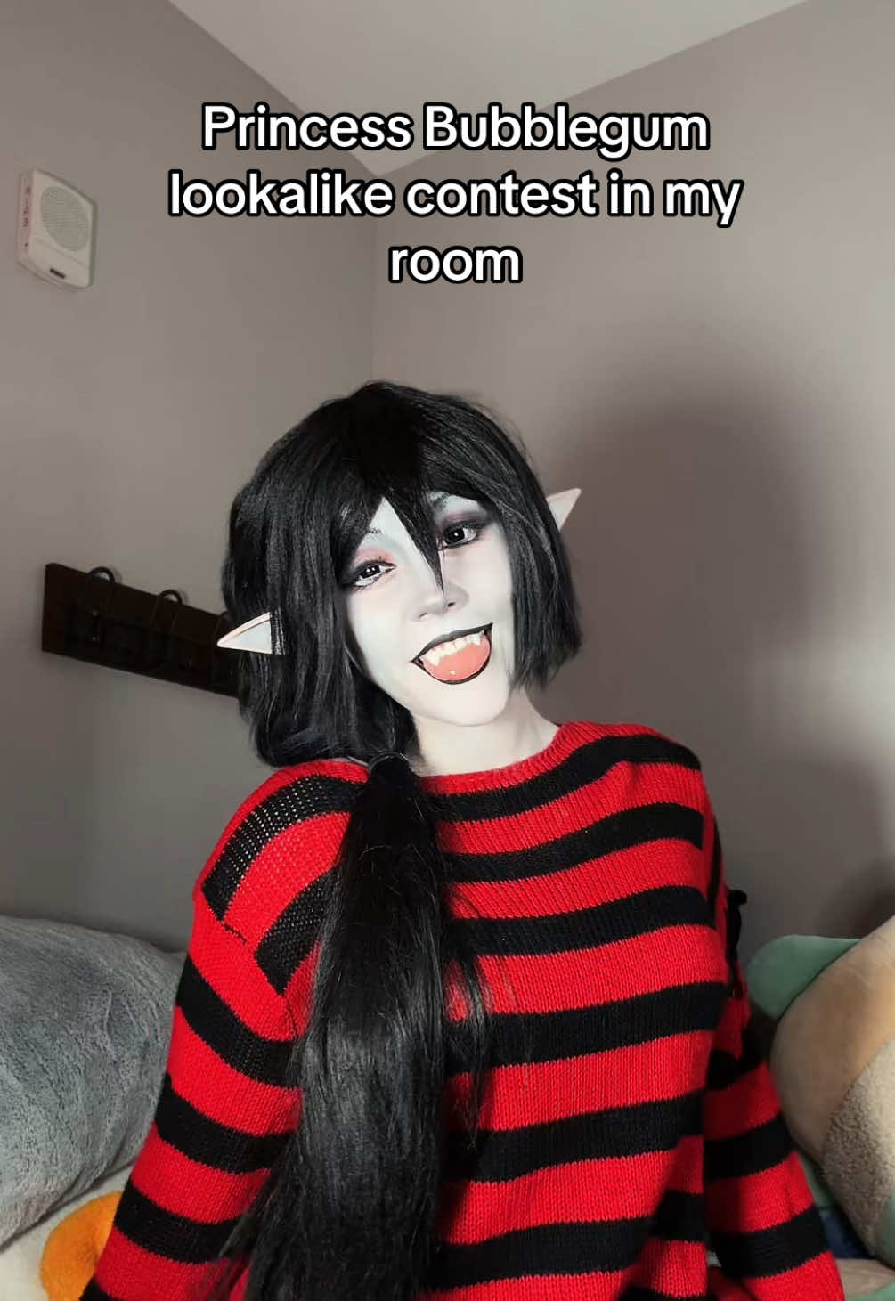 I need someone to cosplay her with me SO BADDDD #princessbubblegum #marceline #adventuretime 