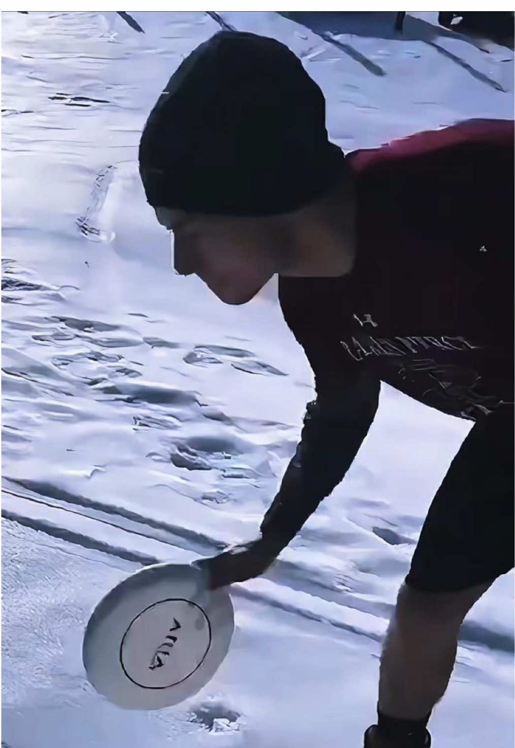 Experience the joy of winter ❄️ #satisfyling #snow #ice #asmr #fyp #oddlysatisfying 