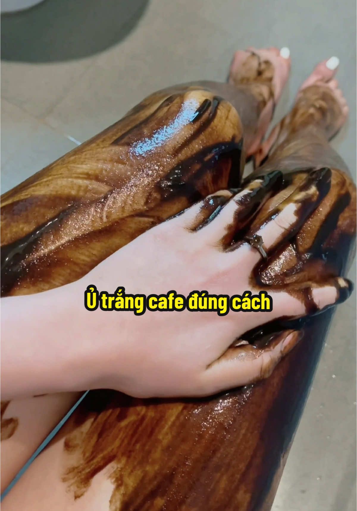 Cách sử dụng bột tắm cafe nhả nắng trắng da an toàn hiệu quả #xuhuong #lamdep #tamtrangthanhoattinhcafe #tamtrangngocmy #fyp 