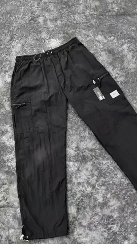 #HYCO #trackpants #UpgradeStyle #DailyEssential #CelanaNyaman #StreetwearVibes #OOTDPria #coupleoutfit #TryOnHaul #FashionForYou #fypシ #fyp 