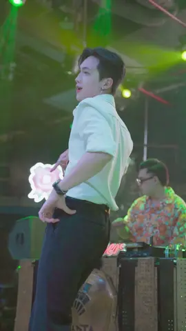 Hồng Sơn đến từ chợ mơ đây #nhạchay  #dulich  #dancer #vudoanangel  #spartabeerclub #somitrang 