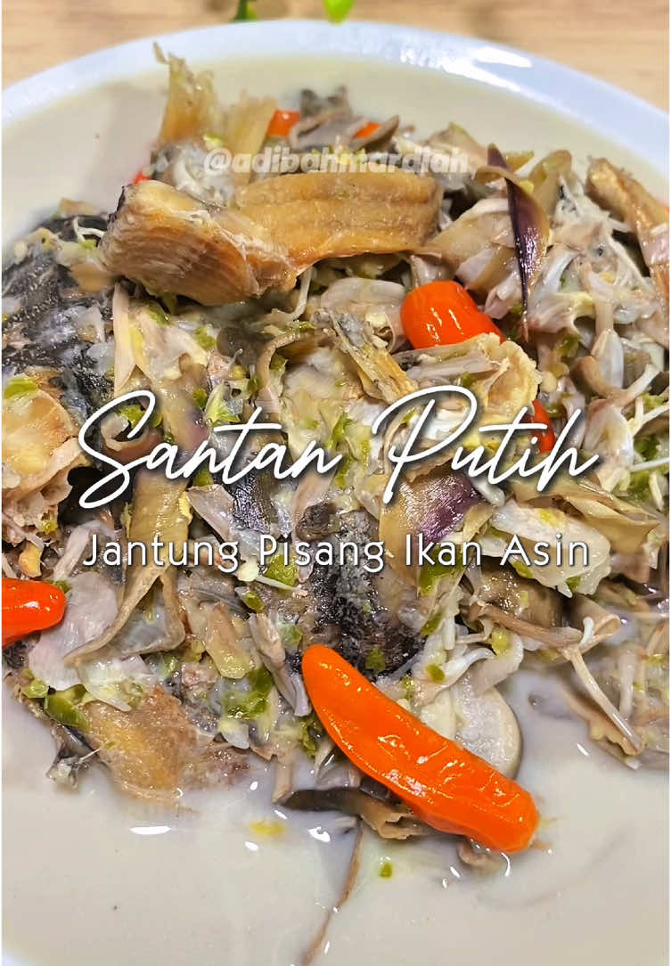 Resep santan putih jantung pisang ikan asin Bumbu halus : 10 siung bawang merah 50g cabe rawit 800ml santan Bumbu aromatik : 1 batang serai 2 ruas lengkuas 2 lembar daun salam Garam Msg Gula 1 buah jantung pisang 300g ikan asin 10 buah cabe rawit utuh 📝CARA MEMBUAT SIMAK DI VIDEO NYA YA #santanjantungpisang #ikanasin #masakanindonesia #menuharian #menurumahan #menusederhana #menuseharihari #idemenu #idemenuharian #idemenumasakan #idemenuseharihari #masakanrumah #menuharian  #resepsimpel #resepsederhana #resepmudah #resepmasakan #fypage #viraltiktok #videoviral 