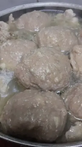 bakso abu dhbi  mulai dari yg 15  sampi 20