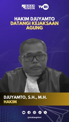 Hakim Djuyamto sambangi Kejaksaan Agung usai Ketua Pengadilan Negeri Jakarta Selatan, Muhammad Arif Nuryanta ditetapkan sebagai tersangka kasus dugaan suap penanganan perkara di Pengadilan Negeri Jakarta Pusat. Kedatanganya untuk memberikan keterangan sebagai ketua majelis perkara tersebut  Kejaksaan Agung menetapkan empat orang sebagai tersangka kasus dugaan suap penanganan perkara di Pengadilan Negeri Jakarta Pusat (Jakpus) pada Sabtu, 12 April 2025 malam. Direktur Penyidikan Jaksa Agung Muda Tindak Pidana Khusus (Jampidsus), Abdul Qohar, mengungkapkan bahwa penetapan ini dilakukan setelah penyidik melakukan pemeriksaan intensif terhadap sedikitnya 12 orang sejak Jumat, 11 April 2025 hingga Sabtu, 12 April 2025  #arahangin #arahangintvri #tvrinasional #kejaksaanri #kejagung #hakim  #korupsi #cpo #mobil #mewah #mobilmewah