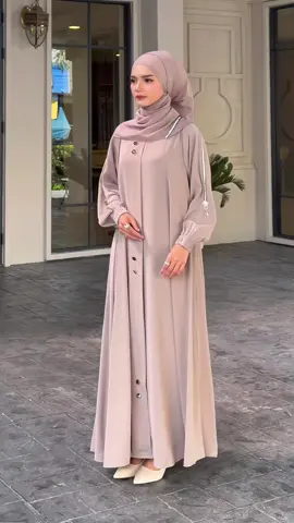 สวยจริงรุ่นนี้ ลองให้เป็น 1 ตัวเลือกในรายอนี่ดูน้า 😉 #fnshoppreview #abayafashion #abayadubai #abayastyle #ชุดอบาย่า #ชุดรายอ2025 #ชุดใส่ออกงาน #ชุดนิกะห์มินิมอล #ขึ้นฟีดเถอะ #เทรนด์วันนี้tiktok #flypシ 