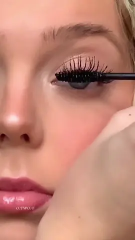 #O.TWO.O #otwooid #otwoo #makeup #mascara