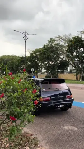 #90s #daihatsu #charade 