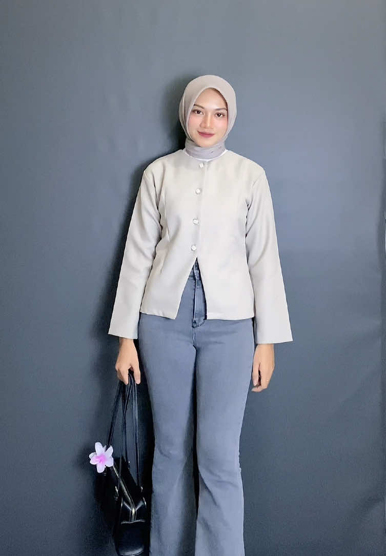 Ailee long sleeve top, yang aku pake ukuran s-m🕊️#cutbray #cutbrayjeans #longsleevetop #outfit #outfitideas #outfitinspiration #outfitinspo #outfitcheck #fyp #fypシ゚ 