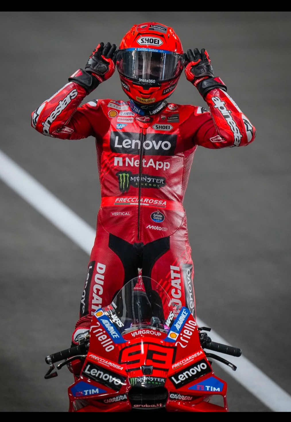 “Mr AURA”✨🔥🥇 #marcmarquez #mm93 #marc #marquez #93 #todoalrojo #mgp #motogp #ducaticorse #motivation #nevergiveup #race #carrera #bike #king #goat🐐 #comeback #marcmarquez93 #qatar #qatargp 