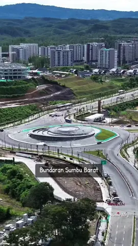 Seperti ini progres terkini pembangunan Bundaran Jalan Sumbu Kebangsaan Sisi Barat di IKN  #ikn #bundaransumbubarat #ibukotanusantara 