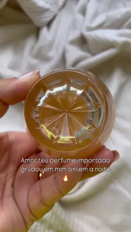 Segredinho 🔥 . . . . #fy #foryou #hinode #perfumes #ellaradiance 