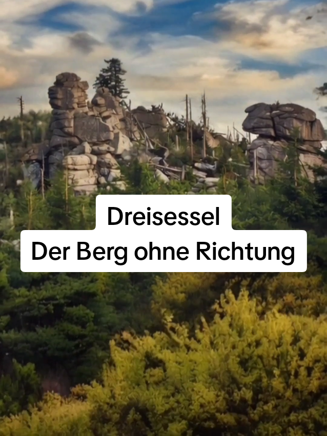 Vielleicht zeigt der Dreisessel etwas, das man nicht messen kann. 🪶 #dreisessel #bayern #mystery #deutschland #mythen #fürdich #steine 