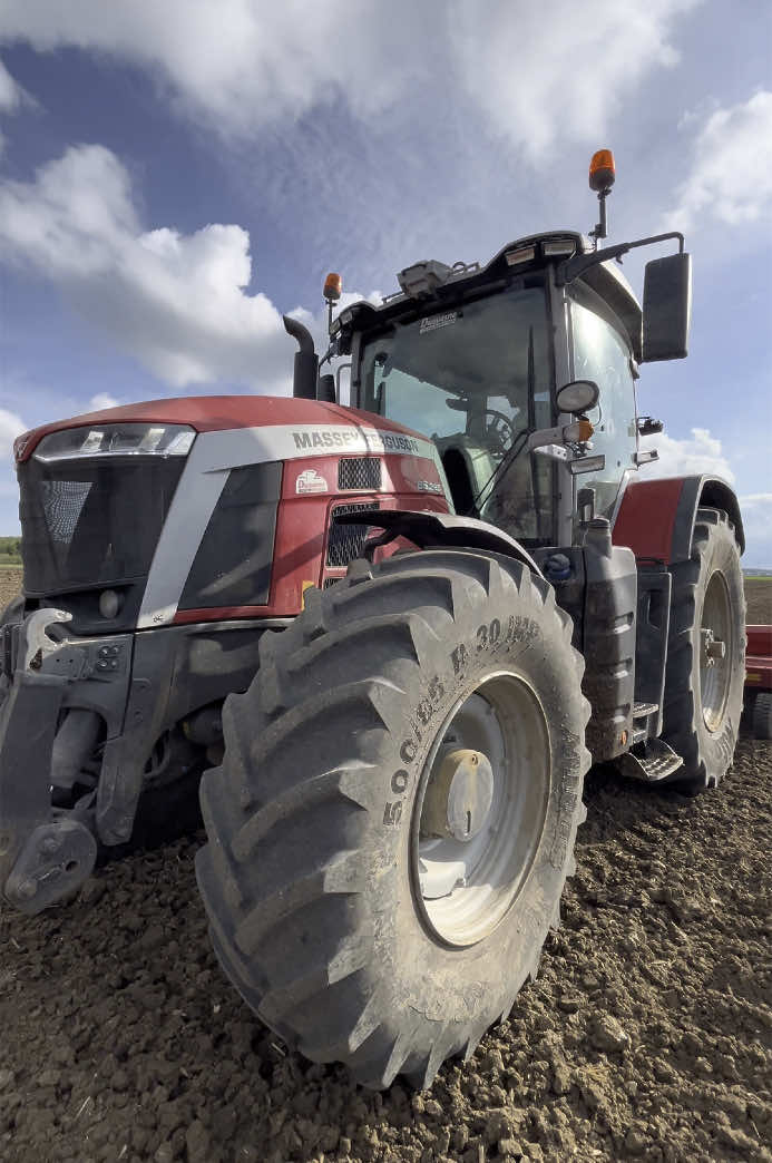 MF 7718 x MF 8S 😈 #masseyferguson #massey #8s #tractor #farming #farm #foryou #pourtoi 