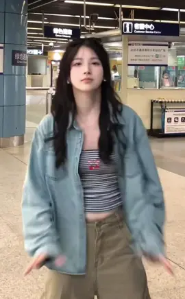 Nhảy nhảy nè 🫣#BạchNguyệtQuang😘 #tiktok #xuhuong 