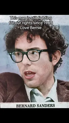 Here comes the real king. The man that loves his country and caring for the people. Bernie Sanders est 1963 #shirt #bernie #berniesanders #fighttheoligarchy #bernie1963 