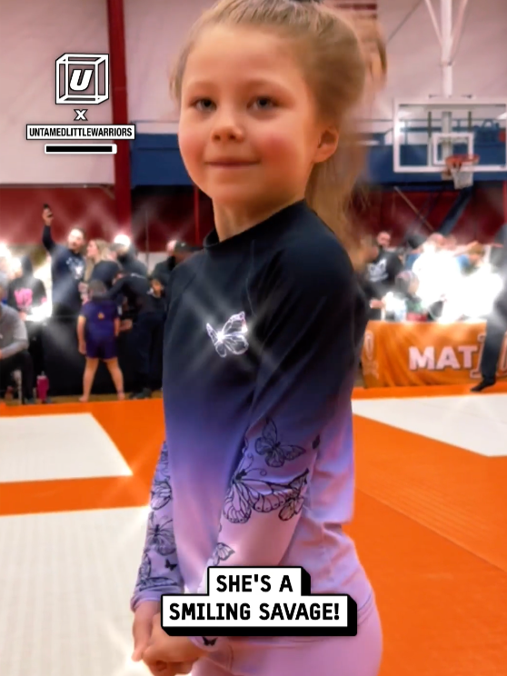 She's a smiling savage 😲🤼 🎥: @untamedlittlewarriors  #UNILAD #savage #mma #fighter #skills