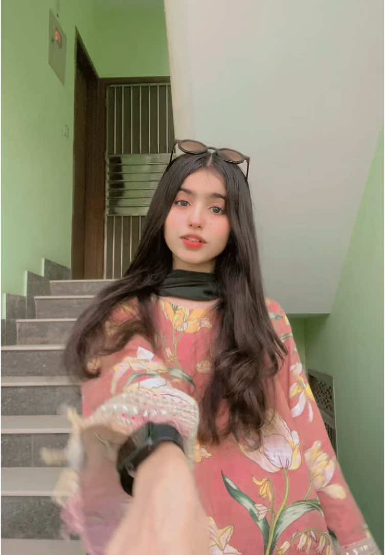Tham jaen pal ye wahi😉😉😝😝#unzilajunejo #trending #foryou #viral 
