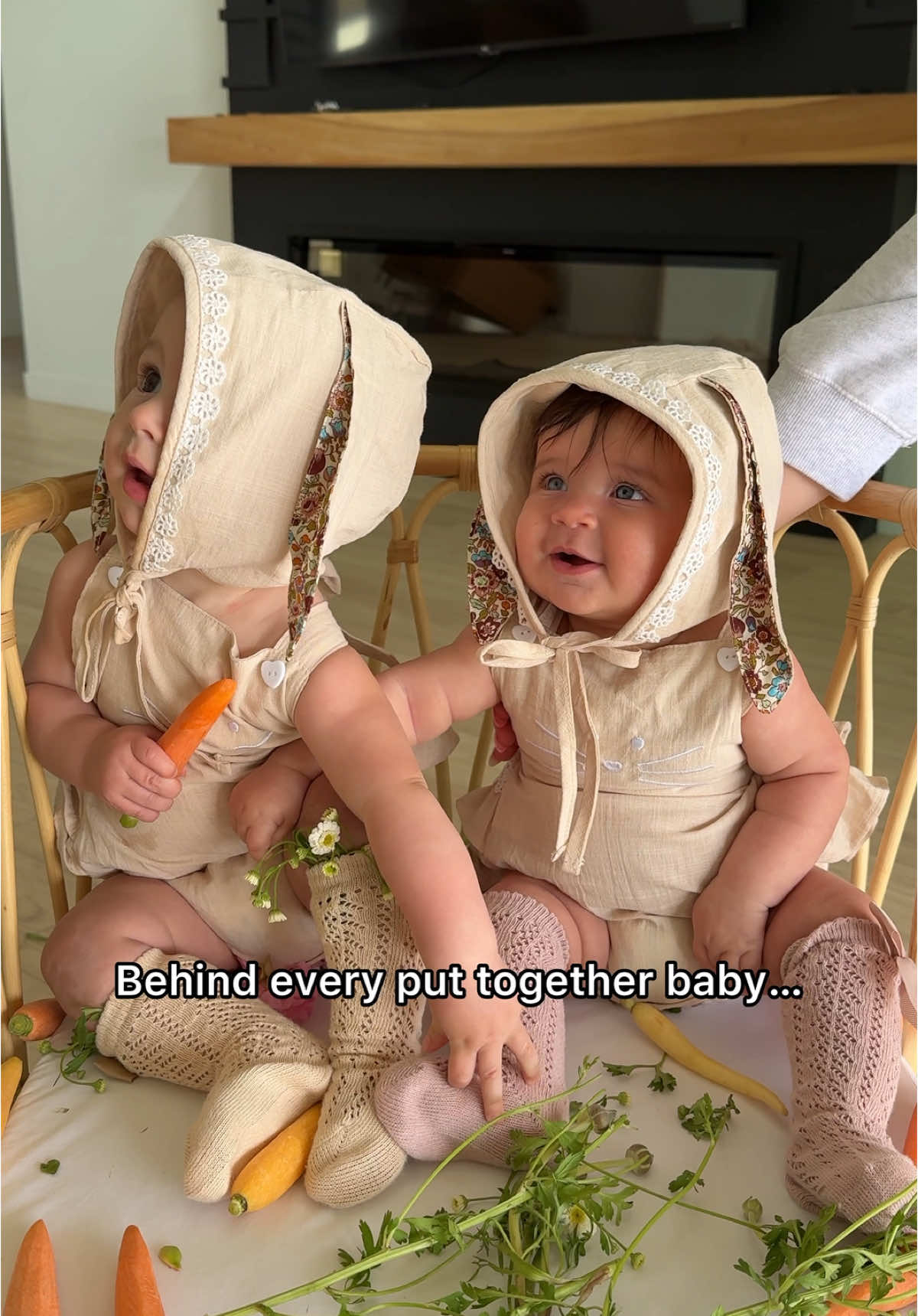 Babies come first 🤷🏼‍♀️😍😂@christinmortimore #momlife #babies #parenting #momandbaby 