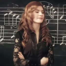 This song absolutely her #kesfet #fyp #bpwkpp #yelizkuvancı #turkishseries #turkishdrama #öylebirgeçerzamanki #öbgzk #meteincihoca #meteinci 