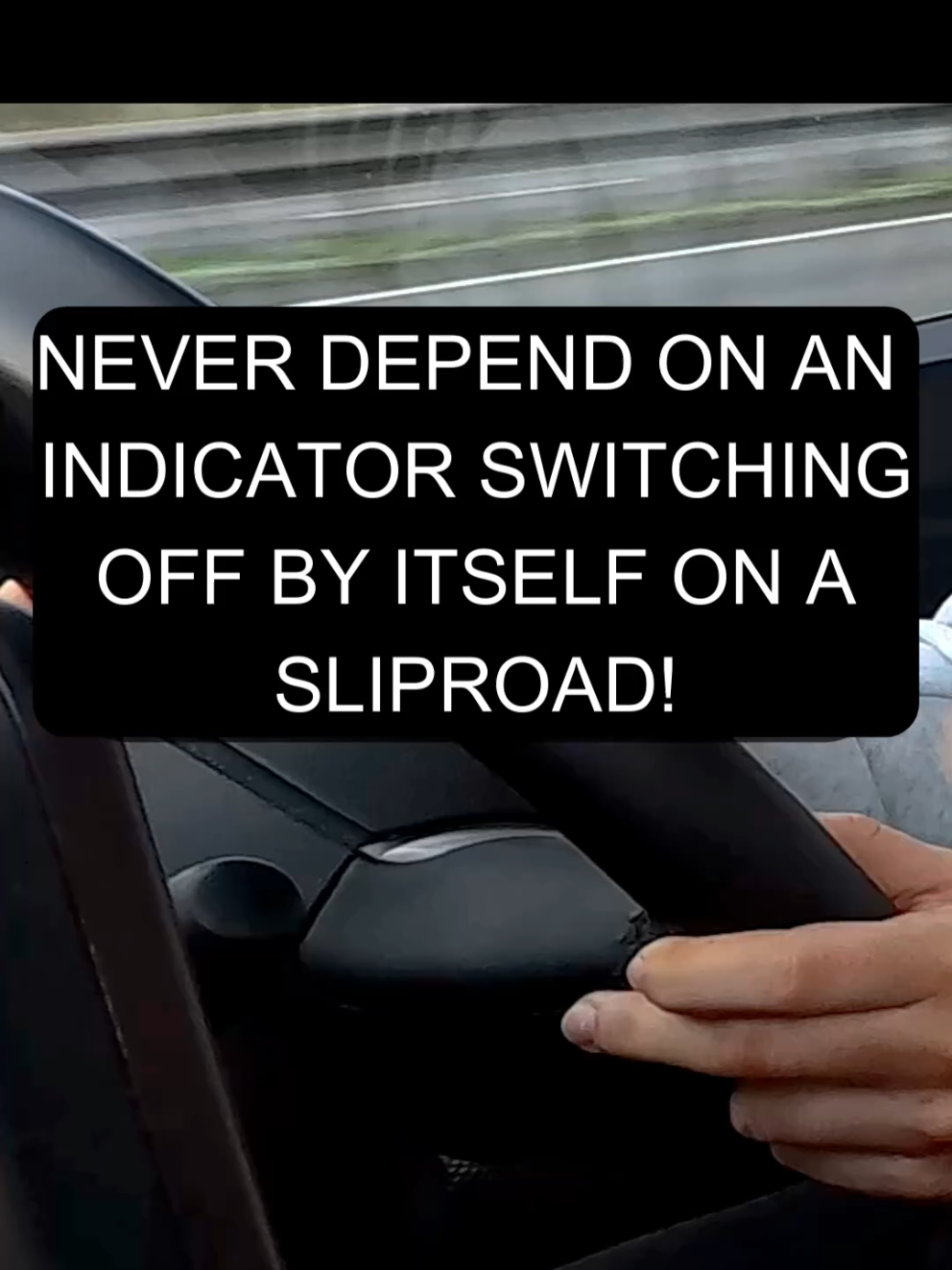 So easy to forget the signal off. #drivingtiktoks #drivingtips #drivinglessons   #drivingtips #abcxyz #drivingtipstips #drivinglessons #foryoupage #foryou #vital #rdrive #drivinglessons #drivingschool #drivinginstructor #examiner #drivingtiktoks # #abcxyz   #foryoupage #foryou #vital #marketharborough #learningtodrive #rdrive #automobile 