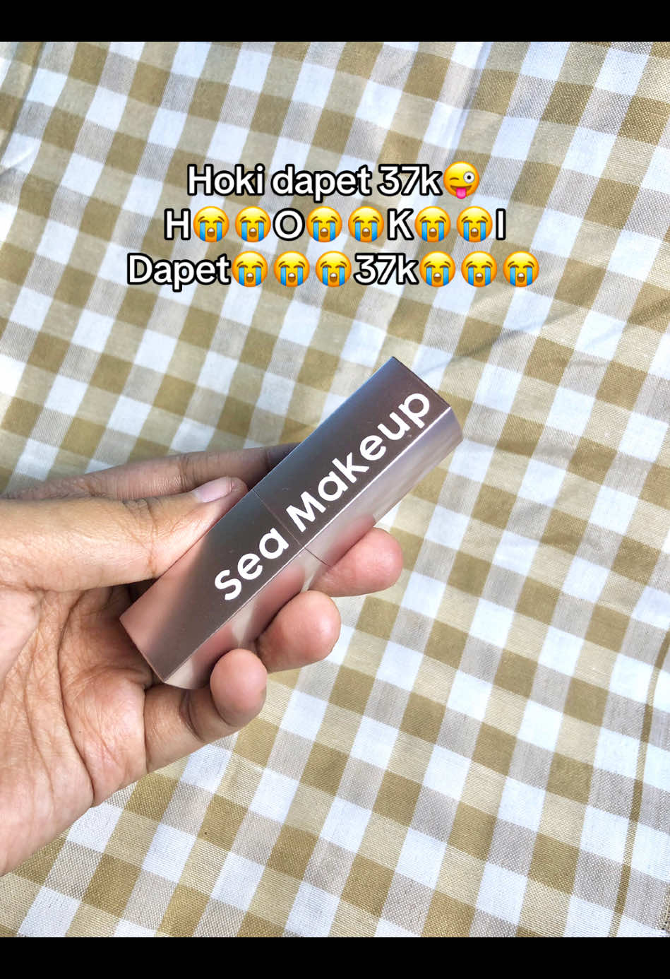 #seamakeupgleam #tintedlipbalm #seamakeup 
