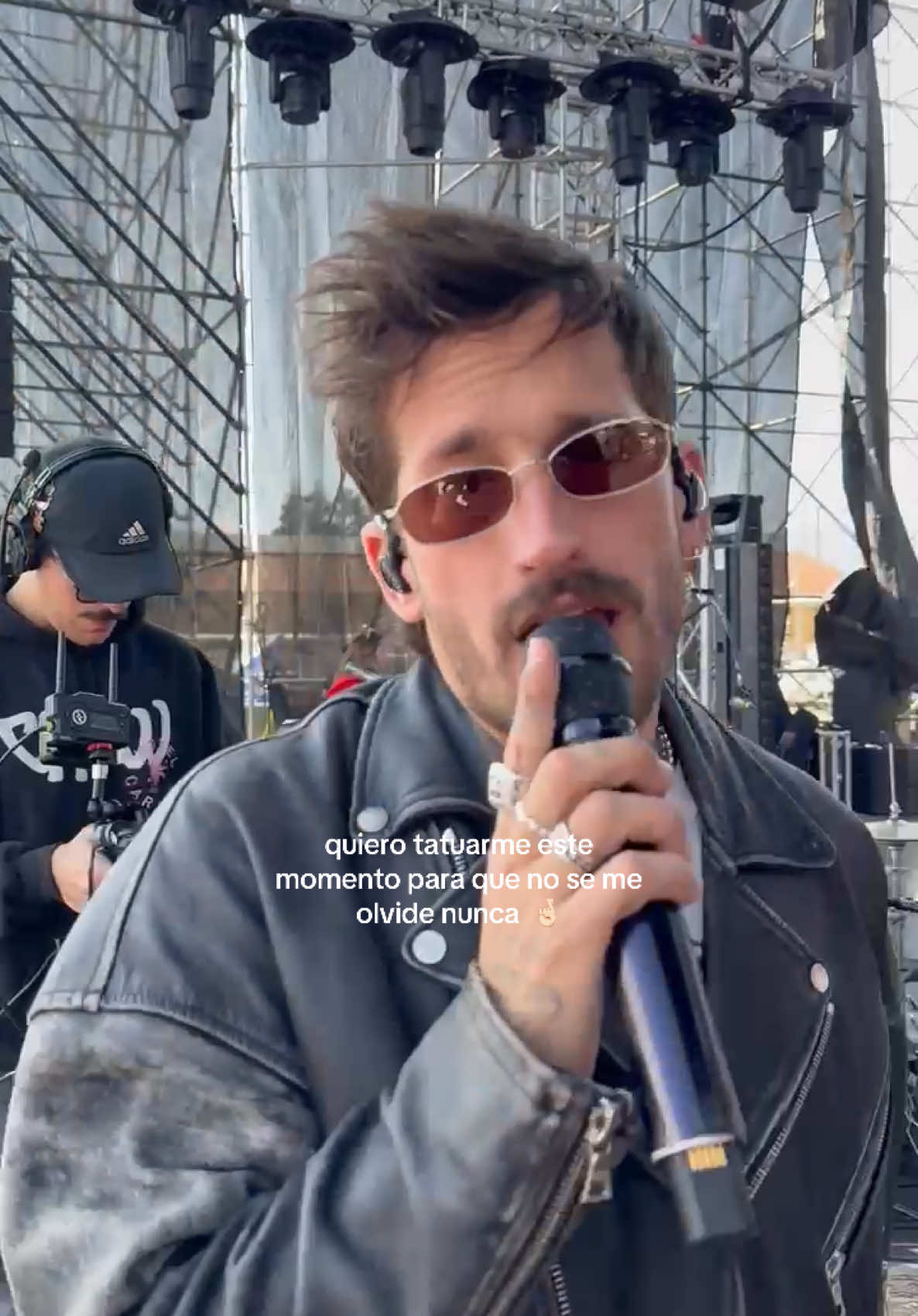 Hotel Caracas en vivo 🗝️🩷 #guatemala #hotelcaracastour #mauyricky 