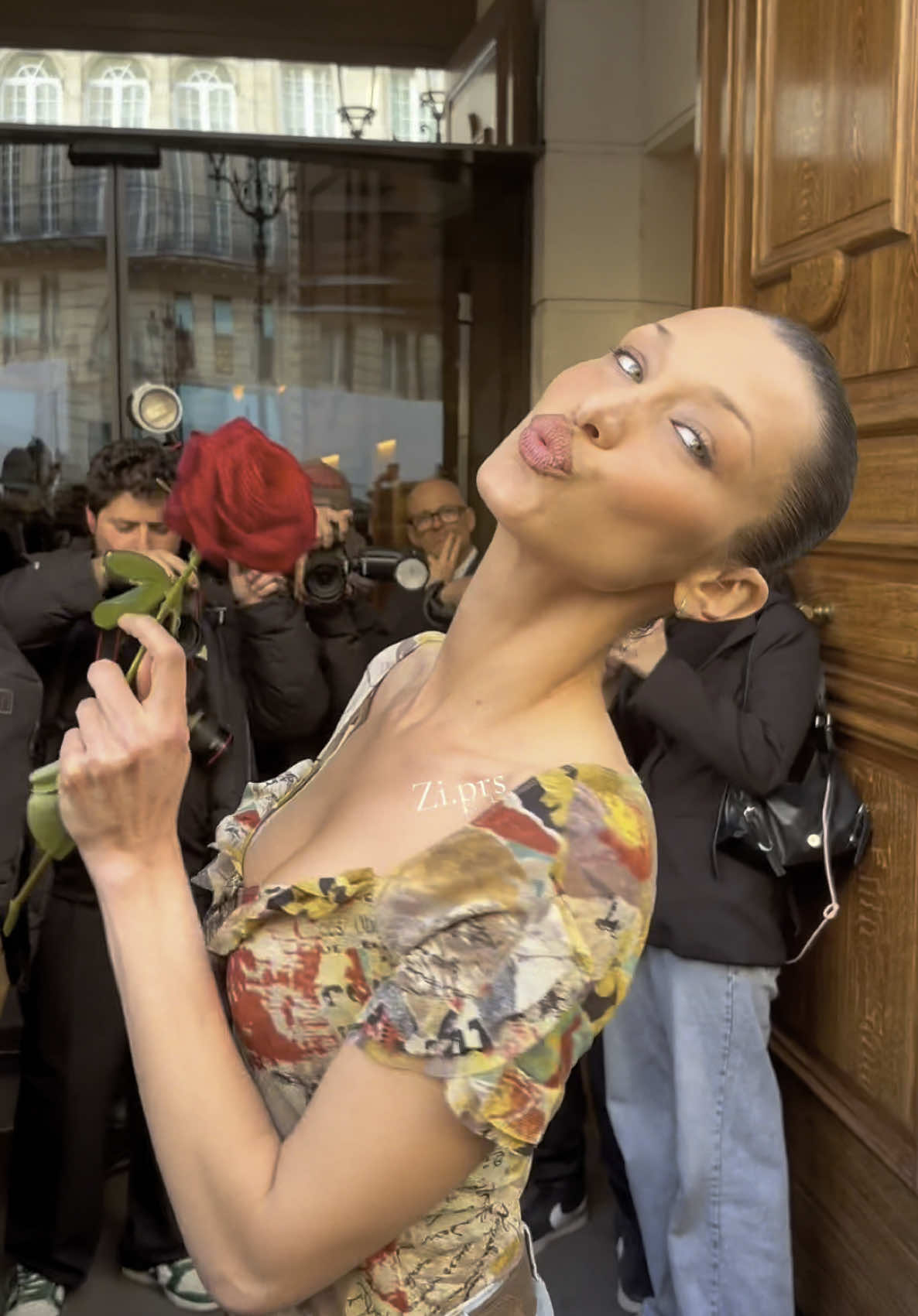 bella being the sweetest angel with fans today in paris 🌺 #bellahadid #bellahadidedit #paris #fyp
