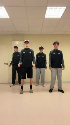 👨🏻‍🚀👨🏻‍🚀 #fyp #fyppppppppppppppppppppppp #pourtoii #dancerlife #dancer #pourtoipage #viral_video #trends #dancechallenge #popular #song  #brazil🇧🇷  #forupage #pourtoi #internat #friends   #brazilian  #videoviral #paratiiiiiiiiiiiiiiiiiiiiiiiiiiiiiii #funnyyyy @marius.rbn_ @arman.prl @timeo.bdn 