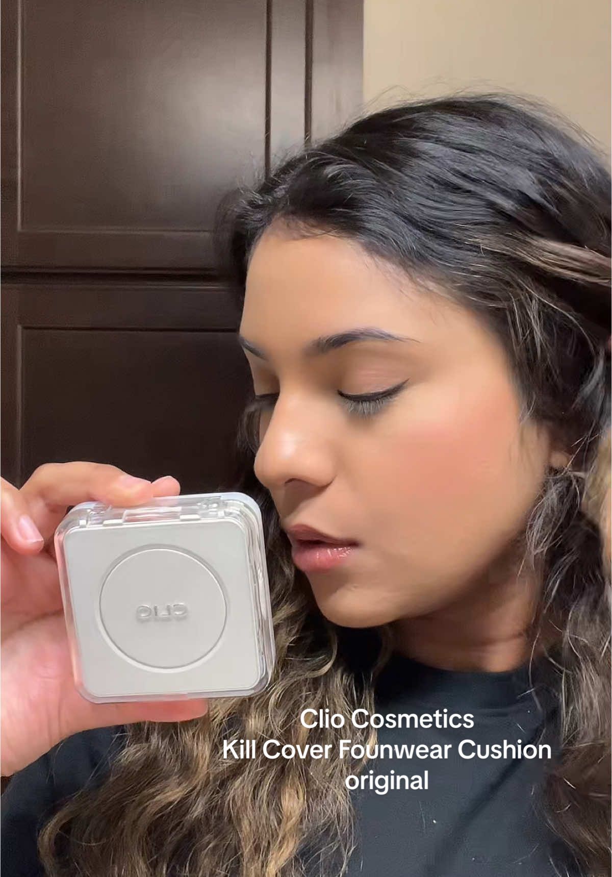 Airy cushion with Satin finish - feels light as air ✨🫶🏽 @cliocosmetics_global #cliokillcover #aircushion #airyfit #satinfinish #lightasair #satinglow #kbeauty #fyp 