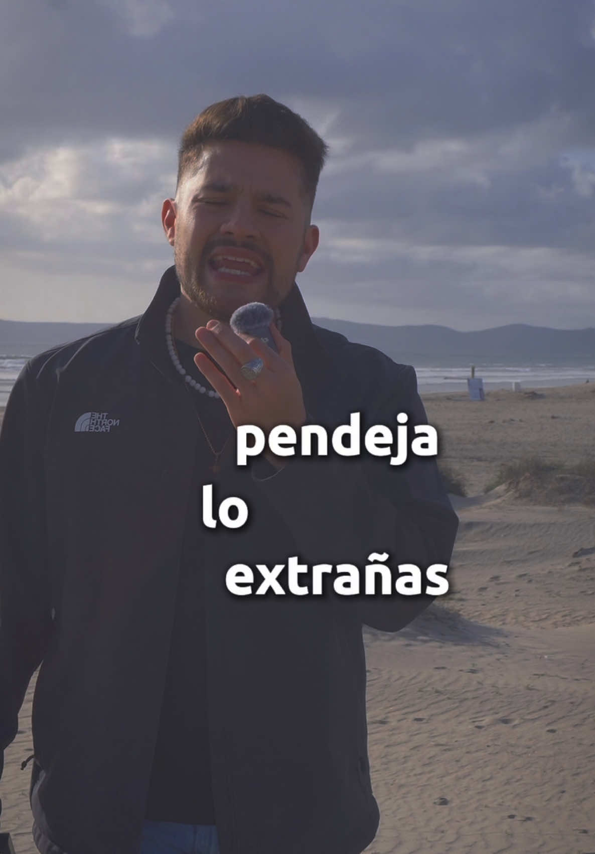 Dime qué extrañas de él de veras #frases #motivacion #consejos #frasesmotivadoras 