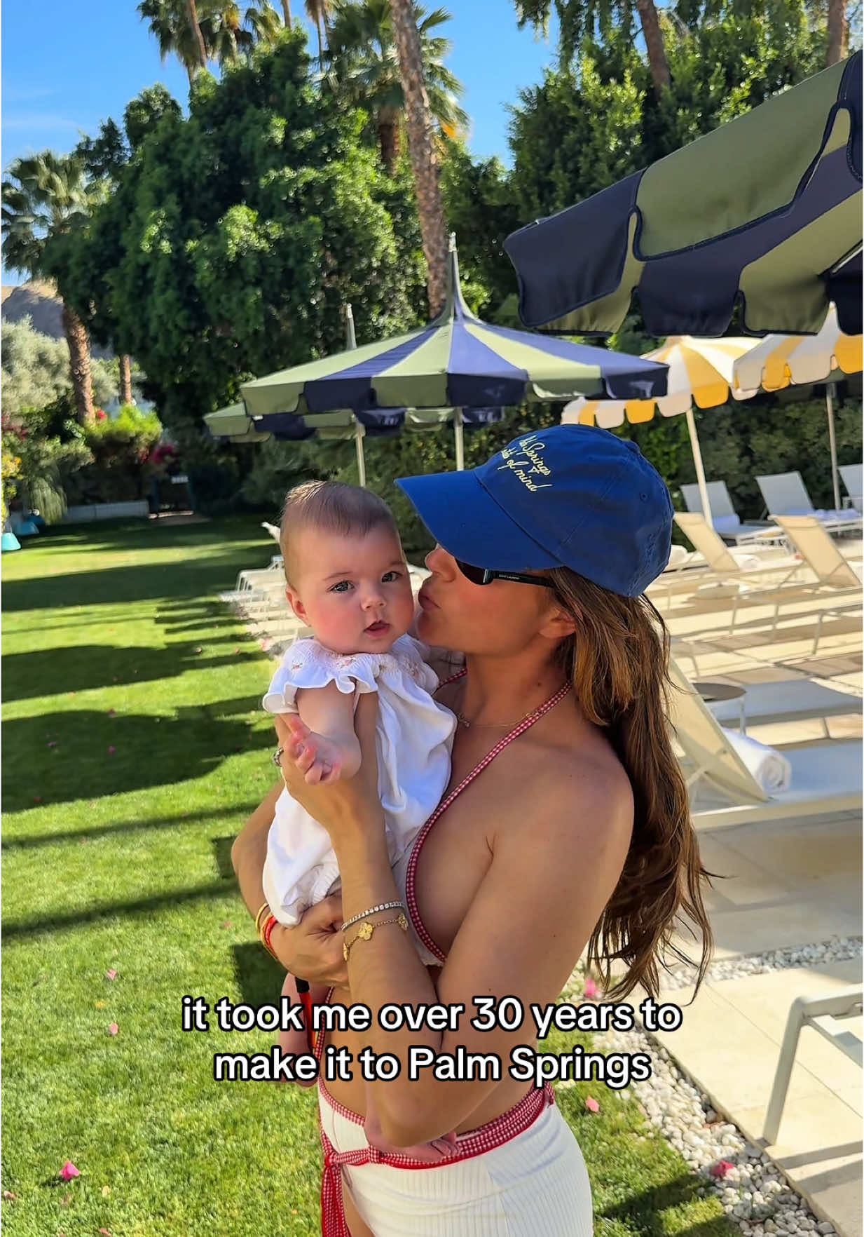 Paloma goes to Cali🌴 #couple #momlife #baby #pookie 