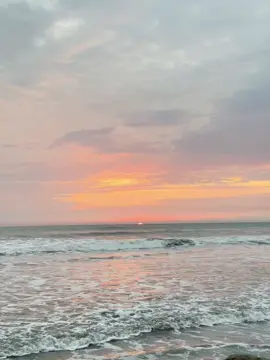 Sunset 🌅🌊#coxbazar #inanibeach #fffback #fffffffffffyyyyyyyyyyypppppppppppp #flypシ #foryou #Coxs #nature #Wather #song #ffburik #fffback #tiktok #inanimateinsanity #bangladesh#bengal #for 