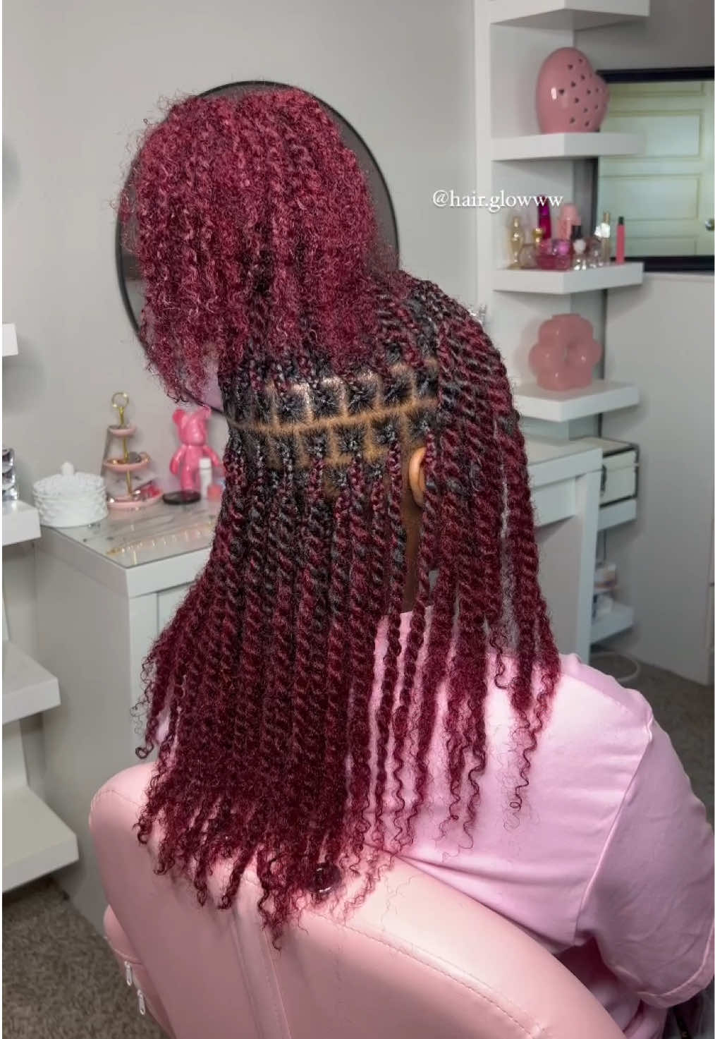 Color 99J/Burgundy QVR twists • • (Extension deets: QVR kinky human hair, link in bio🩷) • • #hairglowww #boho #killeenbraider #twists  #braider #boho #braids #braider #bohostyle 