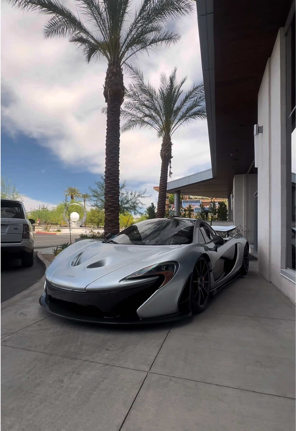 The happiest car #mclaren #p1 #mclarenp1 #scottsdale #az #arizona #scottsdaleaz #scottsdalearizona