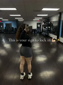 Summer is 2 months away 🥲 • • #fyp #viral #trending #gym #viral 