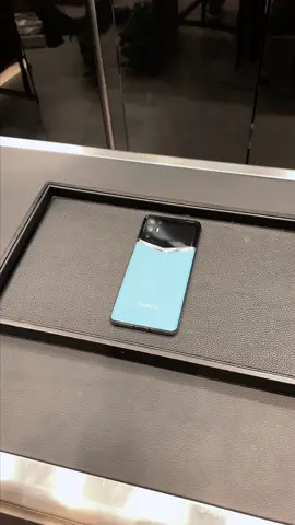 Sometimes, you gotta break the old to make room for the legend. $100,000 later… now *that’s* a real Signature. 💥📱💎 #VERTUSignature #LuxuryReborn #levelup #NoTurningBack#fyp#foryou#speed