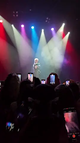 Bain is CRAZY for this 🥵  #bain #justb #oddeyetour #kpop #justbbain @JUSTB_Official @Bain 