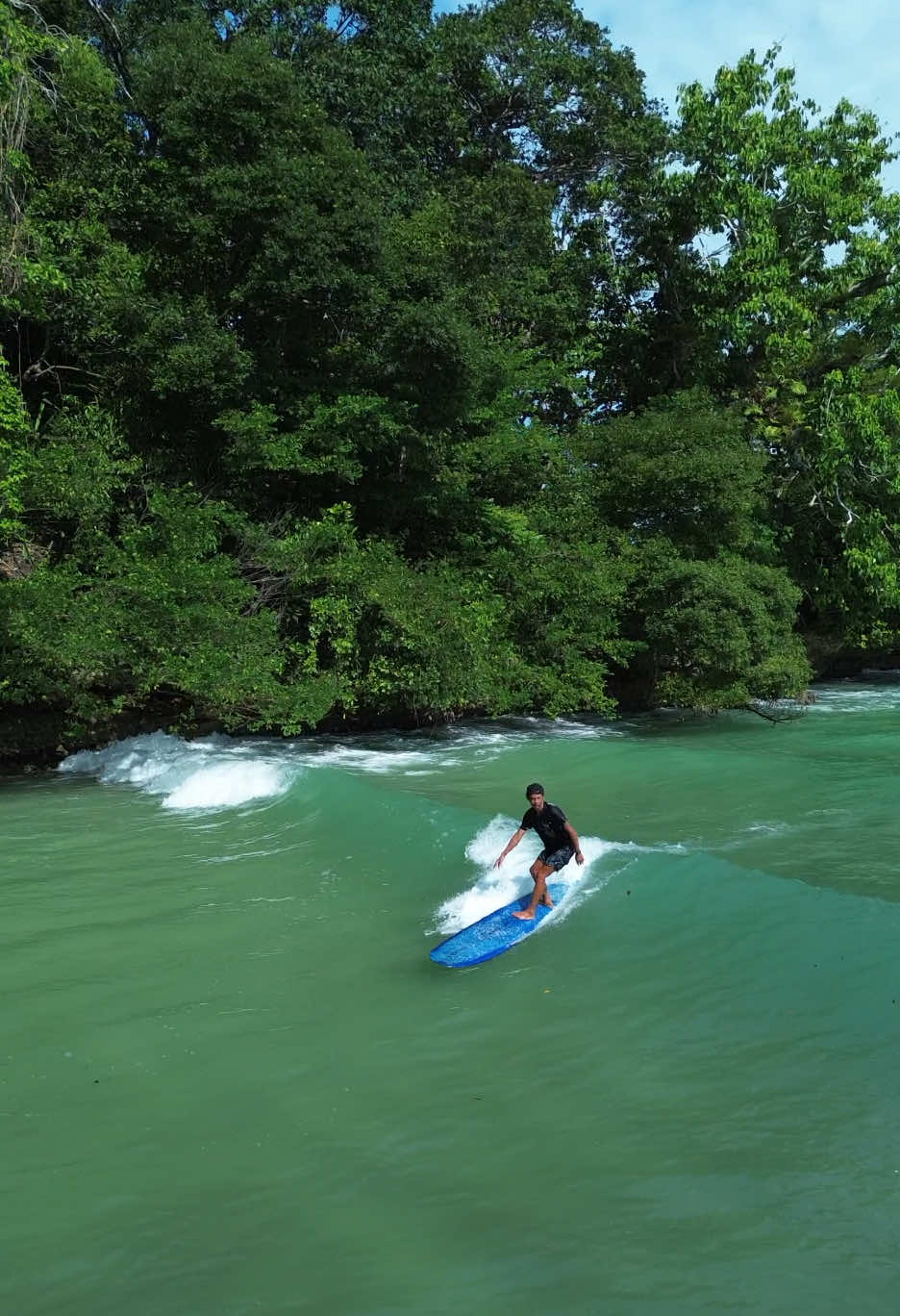Ciborok Log🧜🏼‍♀️ #pangandaransurfing #surfing #explorejawabarat #pangandaran #surfingvibe 